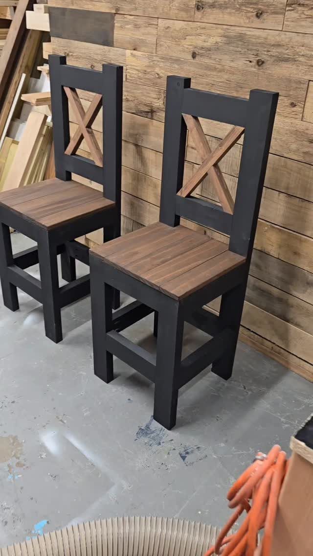 DIY Kitchen Chairs: 6 Ideas for Wood and Upholstery 3 Two handmade wooden chairs with black frames and natural wood seats and backs.